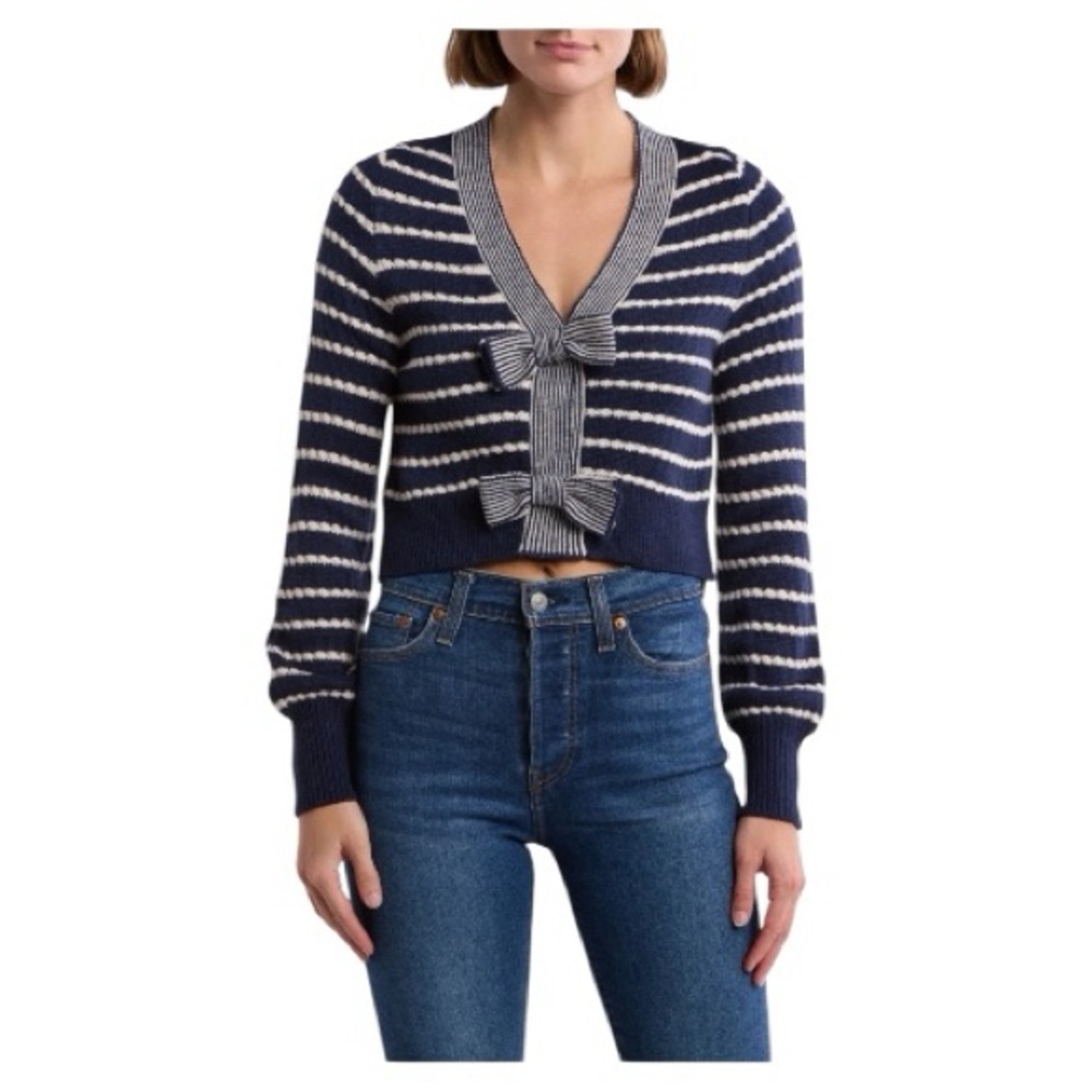 VIGOSS Navy & White Striped Knit Sweater l Size XL l Poshmark